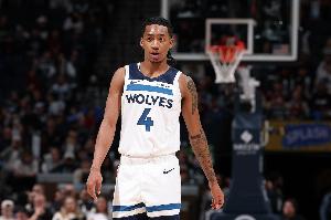 替補席尖兵！迪林厄姆11中6 得到13分5助攻&僅1次失誤