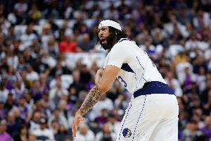 面對舊主熱熱身！濃眉15中7得18分9板2助1帽