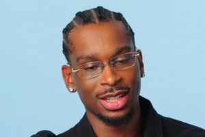 你是如何保持穩(wěn)定？亞歷山大：盡量讓生活中每件事都保持規(guī)律