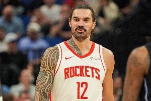 正負(fù)值+26全場最高！亞當(dāng)斯24分鐘填滿數(shù)據(jù)欄 貢獻(xiàn)2分9板&6前場板