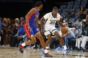 外線不準(zhǔn)！11號秀科沃德13投5中&三分9中2得到12分3板4助1斷