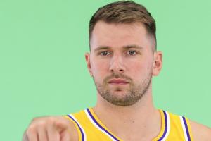 不僅能攻還能防！東契奇瘦身效果顯著半場10投6中小拿22分