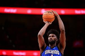 健康狀態(tài)很能打！艾薩克7中6高效拿下13分6板2帽