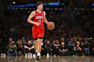 亮點與不足并存！謝潑德8中4&三分6中3貢獻(xiàn)13分3板2助 4失誤略多