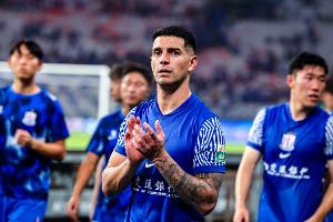 記者：申花五外援出征青島，路易斯能否出戰(zhàn)需看明天最后一練