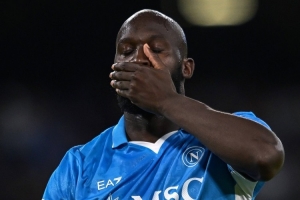 意媒：盧卡庫譴責(zé)部分家人的勒索行為，致父親葬禮無法按計劃舉行