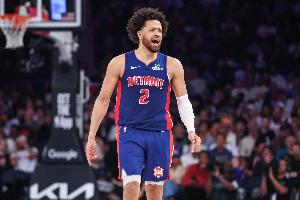 4中3！康寧漢姆：我一直在練三分每天打磨技術(shù) 想一直堅(jiān)持下去