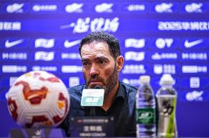 今晚報：中超重燃戰(zhàn)火 保級與爭冠集團混戰(zhàn) 局勢撲朔迷離