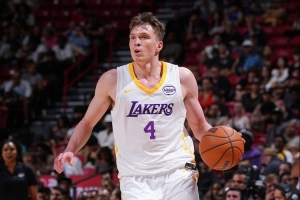 媒體人：獨行俠巨人陣外線防守覆蓋差 克內(nèi)克特人見人欺沒啥水平