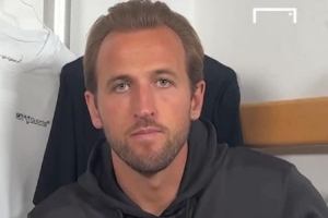 凱恩列各個號碼代表性球員：10號梅西、7號C羅、8號蘭帕德