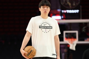 媒體人：瀚森有3分球 持球突破第1步再好點 將在擋拆上獲得些球權(quán)