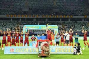 梅州五華“縣超”冠軍獎(jiǎng)勵(lì)是一頭肥豬，文體局回應(yīng)：寓意財(cái)富滿滿