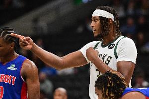 里弗斯：特納只是有點小腿酸痛 對他出戰(zhàn)揭幕戰(zhàn)毫無疑慮