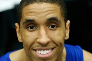 媒體人：布羅格登覺得最多只能拿底薪?jīng)]必要 和羅伊一樣生涯過短