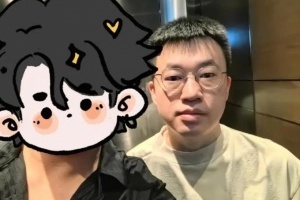 軍中無戲言！網(wǎng)友與xiaohu成為鄰居并分享合照 自爆小區(qū)一平方10萬