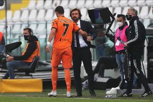 前助教：皮爾洛本不想要C羅，他要求高位壓迫但C羅高位逼搶最差