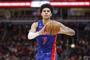 Scotto：騎士裁掉了20年7號秀基利安-海斯