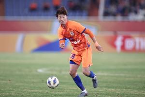 魯媒：泰山隊21人參加賽前合練，五外援都可以出場高準翼復(fù)出