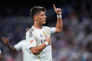 留住未來！馬卡列皇馬20歲以下“豪陣”：居萊爾、赫伊森領(lǐng)銜