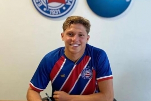 鏡報：曼城、米蘭有意巴伊亞17歲小將，球員解約金達8700萬鎊