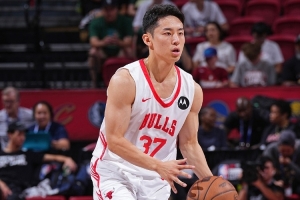 媒體人：河村勇輝被裁 看來日本市場(chǎng)也不管用 NBA邊緣球員真可憐