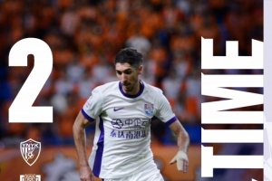 全場比賽結(jié)束，津門虎隊客場0:2負于云南玉昆