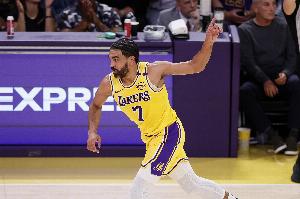 值得首發(fā)！文森特季前賽三分球合計(jì)27中15 命中率高達(dá)55.6%