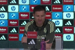 阿隆索：姆巴佩傷勢無礙已進(jìn)入大名單 貝林厄姆訓(xùn)練中非常開心