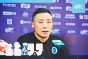 陳濤：這場比賽展現(xiàn)出了球隊的精神面貌，還有永不服輸?shù)木? >
                                        </div>
                                    </div>
                                    <div   id=