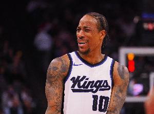 隊(duì)記：蒙克和德羅贊因傷缺戰(zhàn)湖人 威少也無緣戰(zhàn)舊主