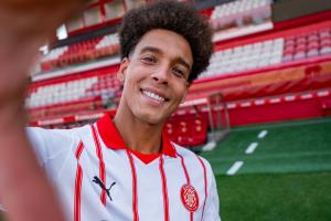 維特塞爾：最后時(shí)刻丟球輸?shù)舯荣惛杏X很糟，但我們踢得非常出色