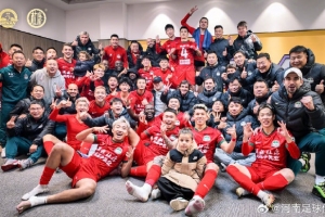 河南俱樂部酒祖杜康2-0長(zhǎng)春亞泰 納薩里奧、馬亞各入一球