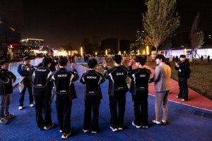 iG受傷的世界FNC十六強(qiáng)收獲80萬 而iG獎(jiǎng)金還不如ASI冠軍