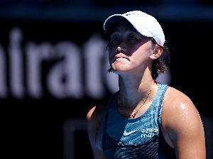 王曦雨2-0淘汰瓊斯，取得廣州國(guó)際女子網(wǎng)球公開(kāi)賽開(kāi)門(mén)紅