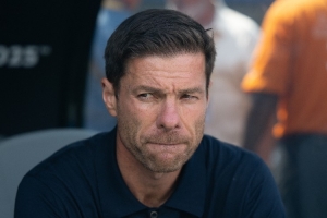 阿隆索：不會(huì)說(shuō)我們依賴姆巴佩 居萊爾和貝林厄姆可以互換位置