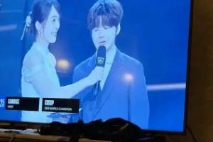 要打HLE！抽簽開(kāi)始前，Doggo喊話(huà)前隊(duì)友Crisp：好好抽啊