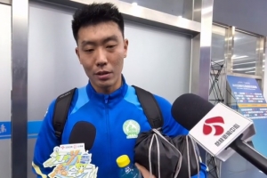 無(wú)緣蘇超決賽！馮伯元：遺憾因?qū)Τ鞘械母星椋咧谐紱](méi)這么累