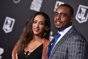 現(xiàn)女友和前任藕斷絲連咋辦？皮爾斯：有孩子嗎？沒(méi)孩子聯(lián)系什么