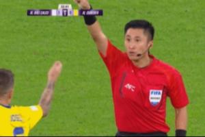 前皇馬球員何塞盧不斷抗議，馬寧解釋無(wú)果怒吼“get out”！