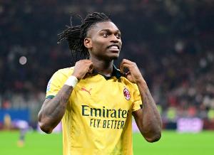 埃爾納內(nèi)斯：囧叔本賽季只犯兩個(gè)錯(cuò)，分別是限制萊奧和讓他踢中鋒