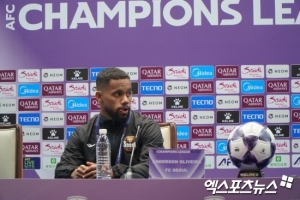 首爾外援安德森賽前：努力踢出教練想要的足球，幫助球隊(duì)獲得勝利