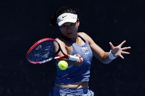 王雅繁2-0擊敗拉希莫娃，取得廣州網球公開賽開門紅