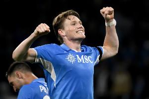 意天空：那不勒斯本輪歐冠麥克托米奈有望首發(fā)，霍伊倫繼續(xù)缺席