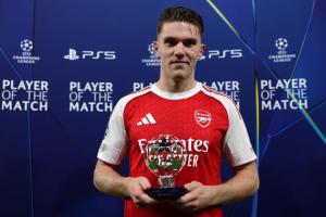 官方：約克雷斯當(dāng)選阿森納4-0馬競?cè)珗鲎罴亚騿T