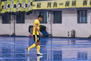 辱罵裁判！張呈棟遭西海岸和中足聯(lián)重罰 共罰10萬+停5場+隊內(nèi)三停