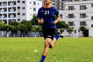 對中國足球死心！前球員：新人進隊被欺負，凌晨被叫醒幫買避孕套