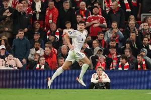 英媒：曼聯(lián)已與馬奎爾就續(xù)約一年展開非正式談判，但他須接受降薪