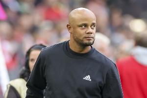 拜仁近48場歐冠小組賽/聯(lián)賽階段比賽僅1場未破門，總計攻入148球