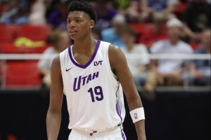 哈迪：貝利過去6天一直在生病 今天他出場(chǎng)時(shí)間限制在15分鐘