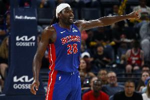 內(nèi)線猛獸！斯圖爾特替補出戰(zhàn)24分鐘 得到20分10籃板2助攻4蓋帽